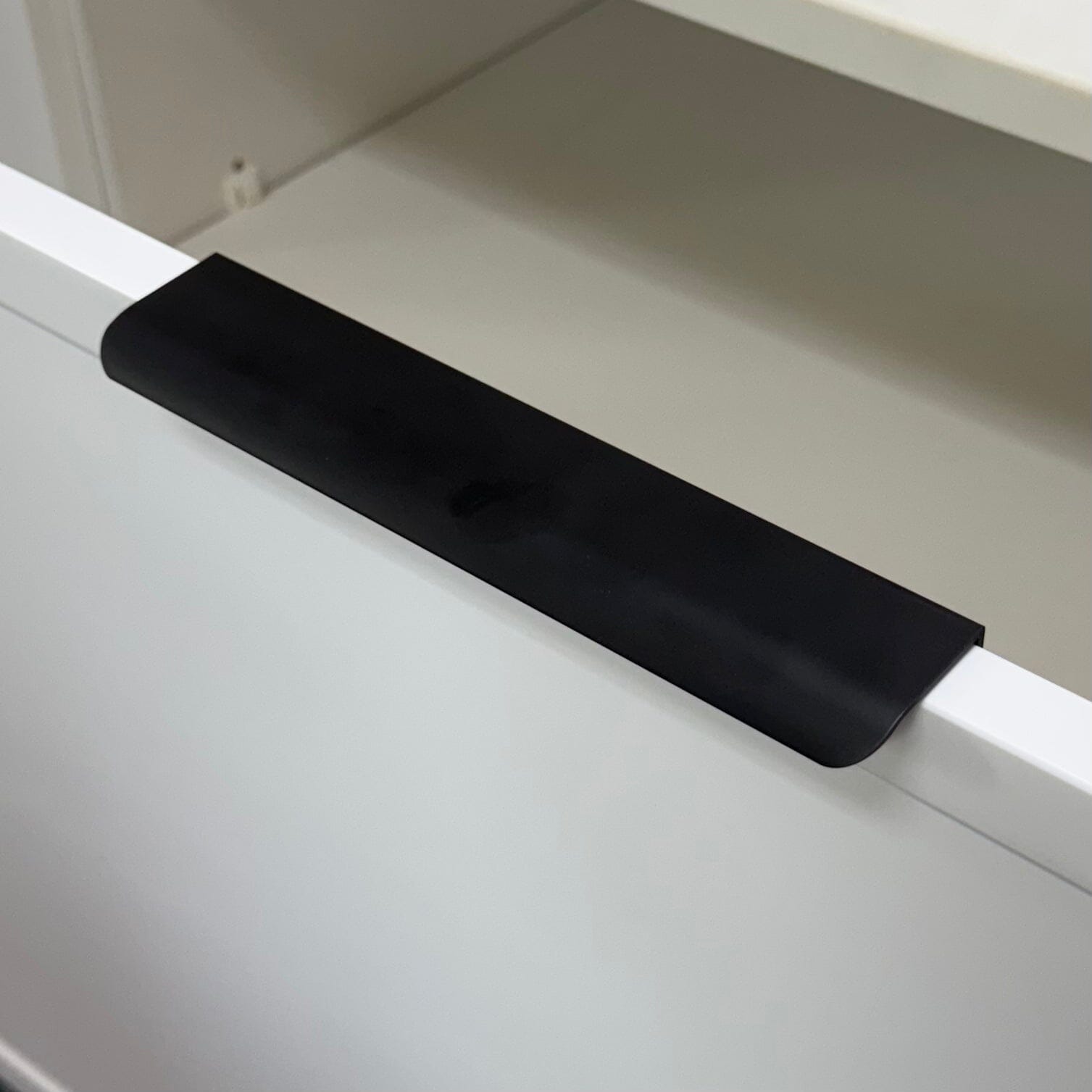 225mm Bathroom Vanity Handle - Matte Black Vanities Arova